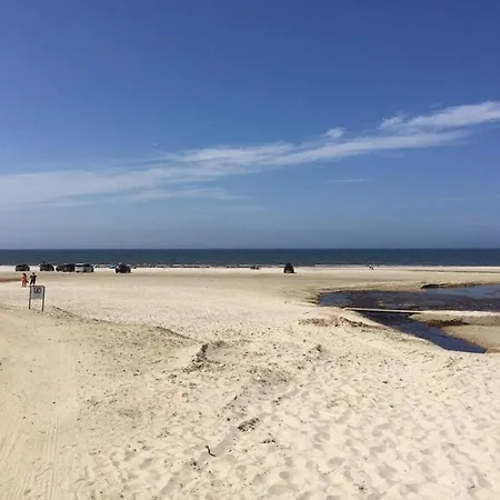 2 Person In Strand-by Traum